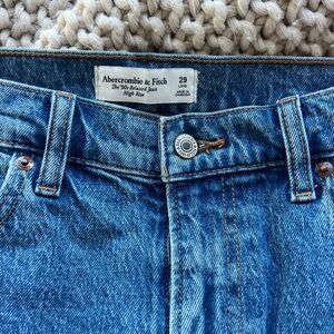 Abercrombie & Fitch 90s Relaxed High Rise